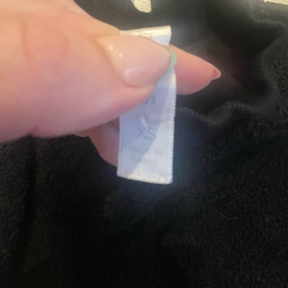 Cute black teddy crop. XS. - Picture 4 of 4